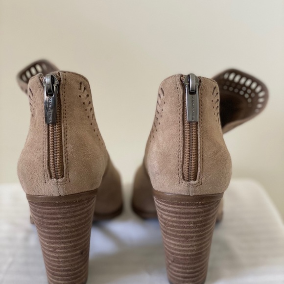 Booties! - Picture 3 of 4